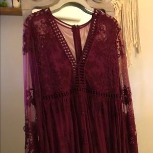 Lace long sleeve maxi dress!